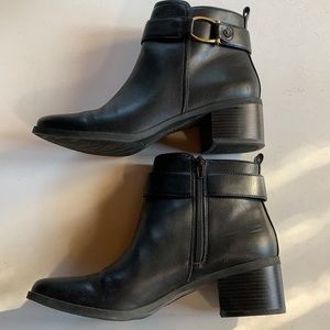 Anne Klein boots